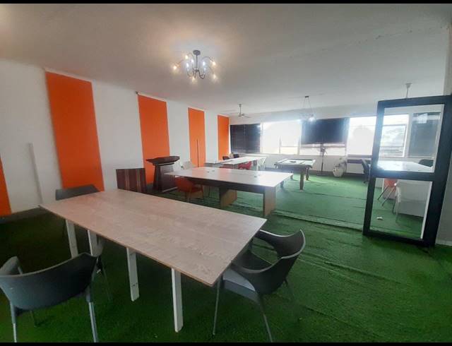 318M² OFFICE RENTED IN GQEBERHA CENTRAL